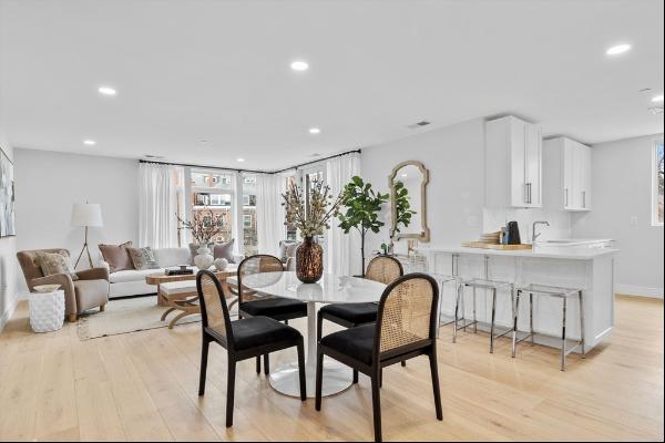 Presenting The Bristol Waban, Newton's newest luxury residences final three bedroom. This 