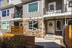 Spacious Move-In Ready, Four Bedroom Townhome in North Utah County!