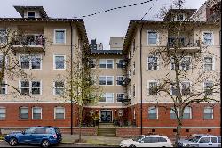 731 SW KING AVE #5 Portland, OR 97205