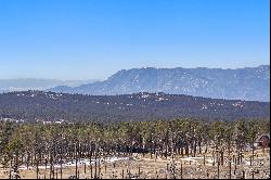 Exceptional Panoramic Views of Pikes Peak