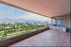 4-bedroom apartment, 5 bathrooms, including services in Las Condes.