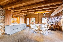 Beautiful Chalet with Authentic Charm in Montgenevre