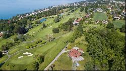 UNIQUE VILLA WITH OVERVIEW ON LAKE GENEVA