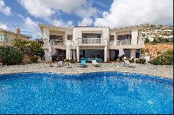 Four Bedroom Villa in Peyia, Pafos
