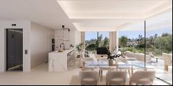 Duplex townhouse with golf course views and concierge service in La Cala Golf