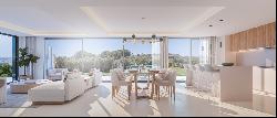 Duplex townhouse with golf course views and concierge service in La Cala Golf