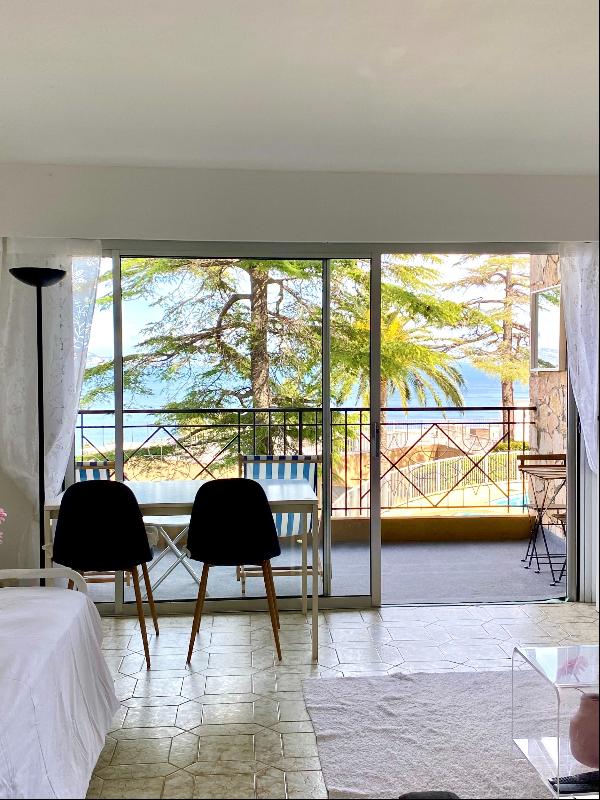 Panoramic sea view studio - 37sqm - Theoule-sur-Mer, French Riviera