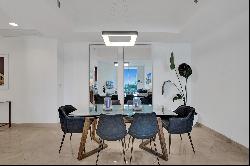 16001 Collins Ave, #805, Sunny Isles Beach, FL