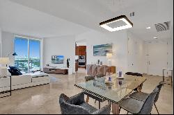 16001 Collins Ave, #805, Sunny Isles Beach, FL