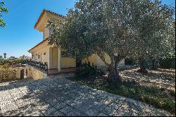 House, 4 bedrooms, for Sale