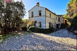 Charming country house in the Marche countryside with sea view