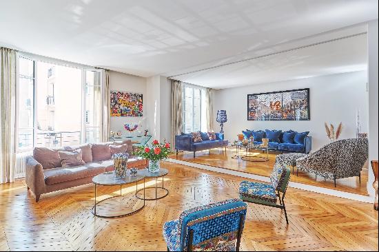 Paris 16th District - A bright and peaceful 3-bed apartment