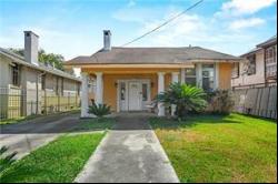 2831 Calhoun Street, New Orleans LA 70118