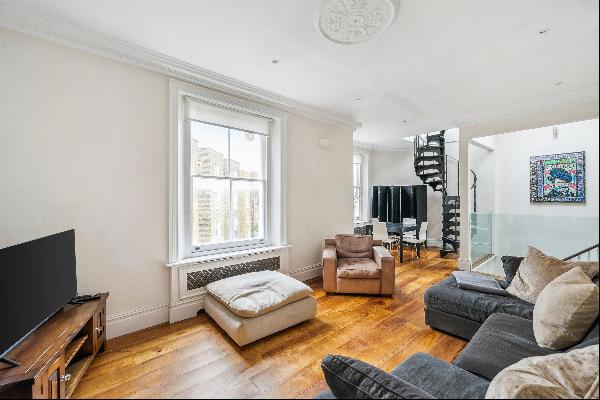 Refurbished three bedroom apartment for short let in Notting Hill, W2.