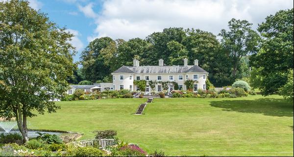 A magnificent country property with an array of leisure facilities all set in spectacular 