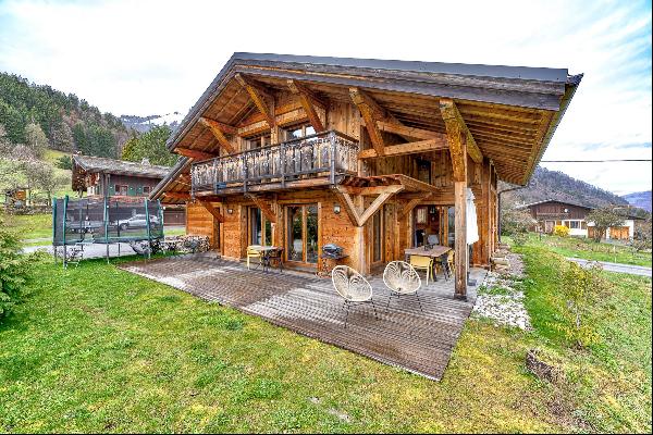 Contemporary chalet in the heart of Essert-Romand.