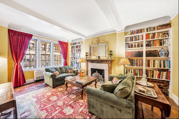 <p><span>Welcome to this beautiful prewar home with gorgeous views on a quiet Carnegie Hil