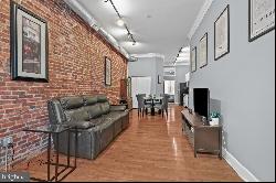 340 N Front Street Unit A, Philadelphia PA 19106