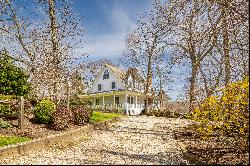 4 Irene Lane, Sag Harbor, NY 11963