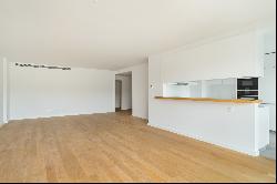 Flat, 3 bedrooms, for Sale