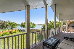 7461 Lake Barrington Drive, New Orleans, LA 70128