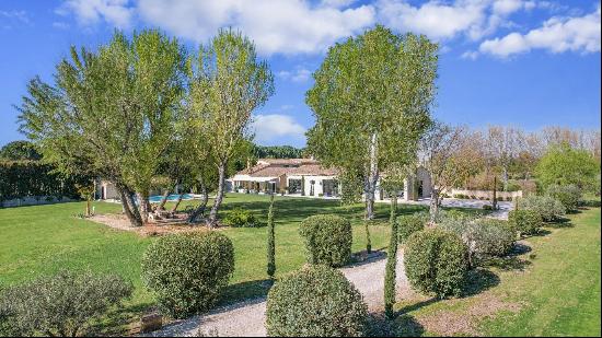 Vente - Maison Saint-Remy-de-Provence - 2a 690a 000a 