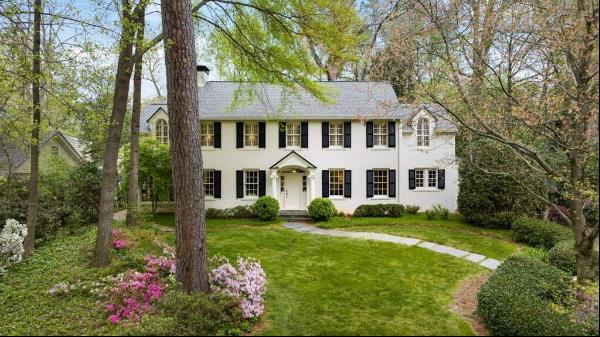 Exquisite Home in Historic Brookhaven