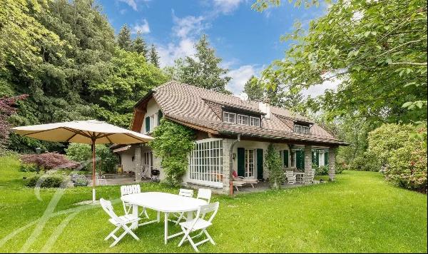Master villa in a green setting, close to Lutry