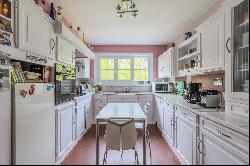 EXCLUSIVITY LAMBERSART, beautiful house of 108m2, 5 rooms, garden, garage.