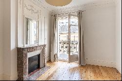 Neuilly-sur-Seine - An elegant 3-bed apartment