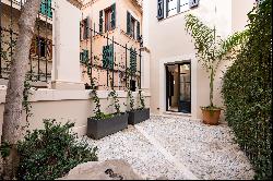 Luxurious apartment in Palma city centre with private courtyard