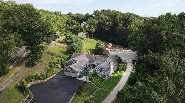 Nature Lover's Dream Property in Greenwich!