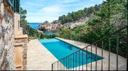 Beautiful house for sale front line to Cala Deya, Majorca, Deia 07179