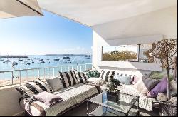 Front line apartment for sale in Puerto Portals in Mallorca, Calvia 07184