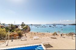 Front line apartment for sale in Puerto Portals in Mallorca, Calvia 07184