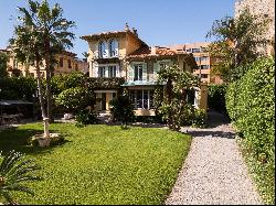 Exclusive : Les Baumettes, Nice: stunning historical mansion with large garden