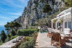 Casa Thea with exceptional view in Capri