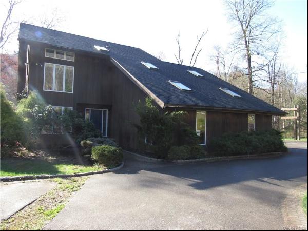472 Sprout Brook Road, Garrison NY 10524