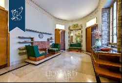 Luxury apartment designed by architect Vittorio Morpurgo for sale in Parioli