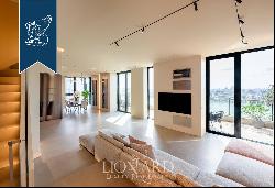 Luxury penthouse for sale in Milan, a few minutes from Piazza Gae Aulenti