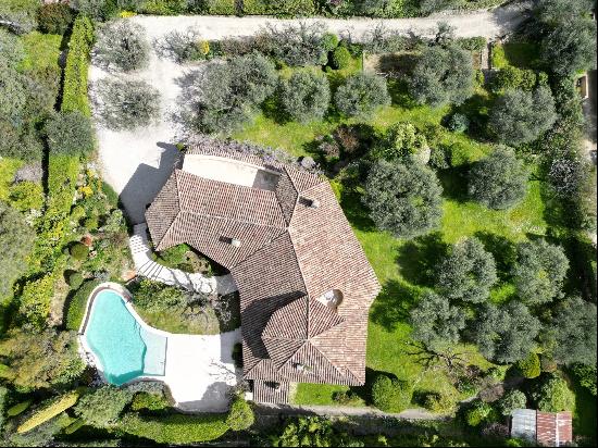 Vente - Maison Roquefort-les-Pins - 1a 590a 000a 