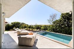 Superb Californian style house, heated swimming pool & sea view in Biarritz