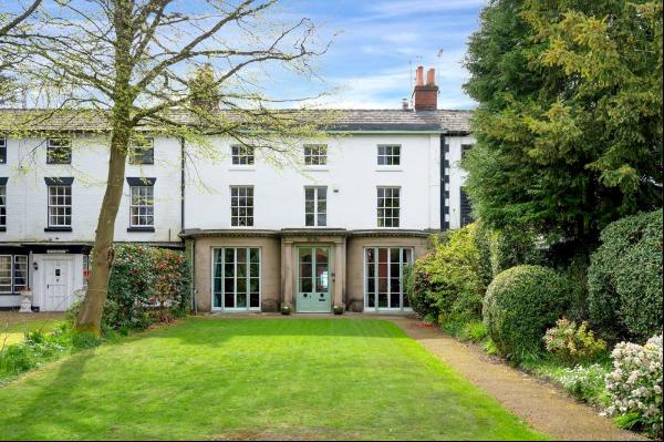 A most attractive grade II listed 5 bedroom Georgian townhouse within walking distance of 