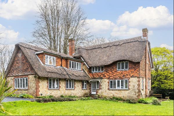 A fantastic, fully refurbished, four-bedroom thatched cottage nestled in the picturesque K