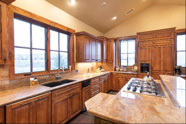 1124 Heritage Drive, Carbondale, CO 81623