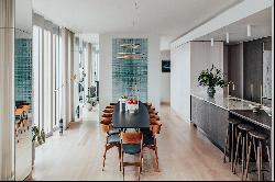 One-of-a-kind penthouse apartment in luxury Stratford residence