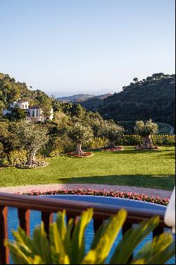 Charming Andalusian style villa with sea-mountain views