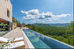OUTSTANDING VILLA WITH BREATHTAKING PANORAMA VIEW IN SECLUDED AREA