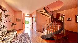 Private Villa for sale in Roma (Italy)