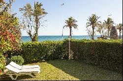 Spectacular groundfloor apartment on the seafront of Sitges.